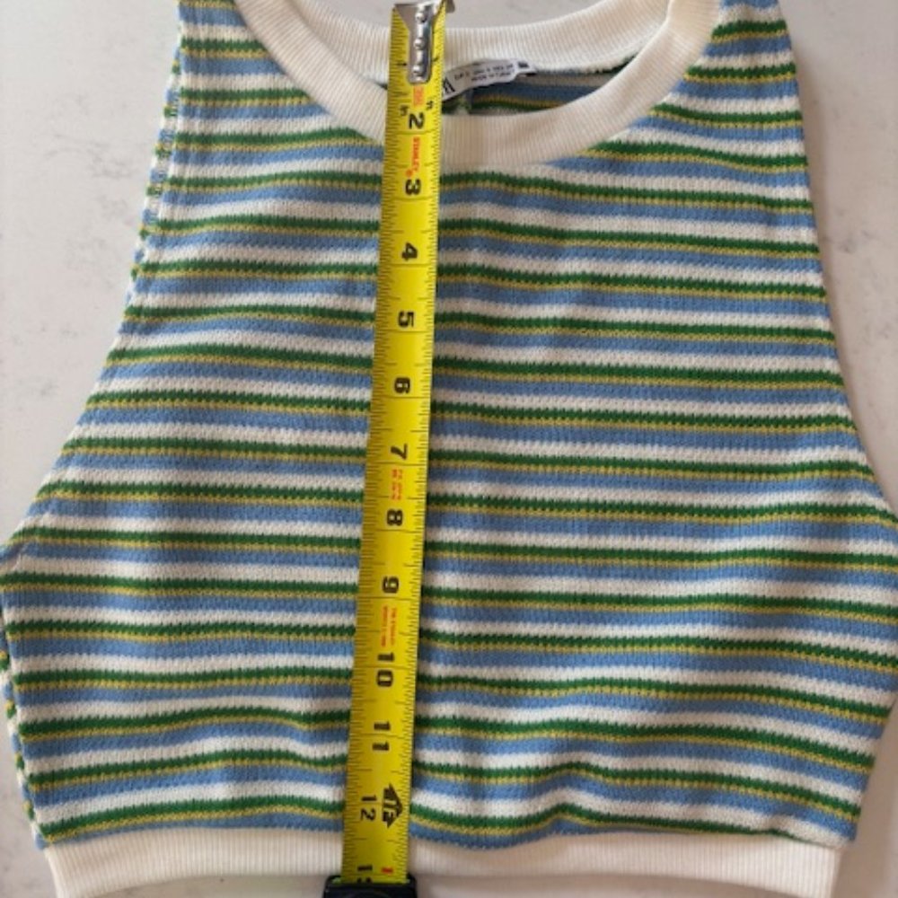 Zara cropped tank - size small